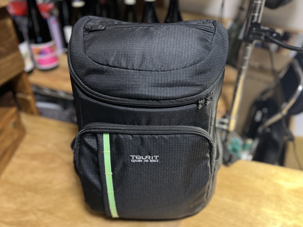 保冷リュックのTOURIT君も満足げ！